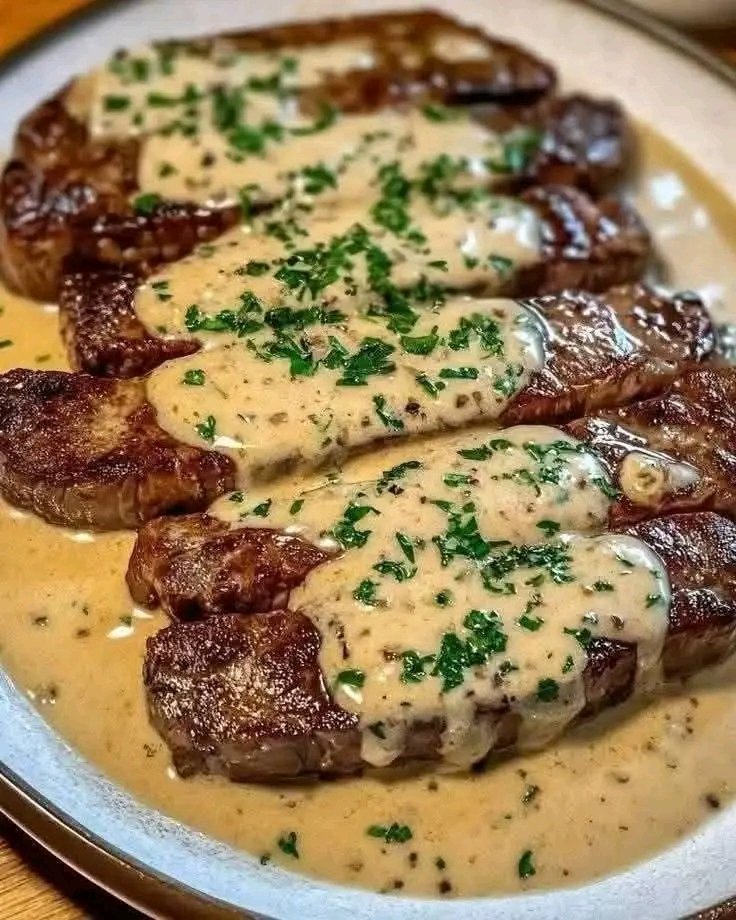 Juicy Steak with Creamy 1765041427418